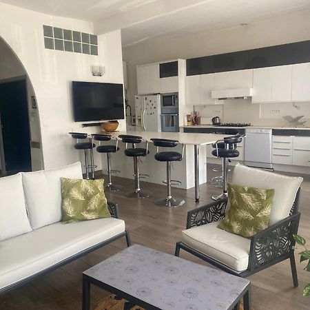 Grand Appartement Sur Canal A 2 Pas Du Centre Ville De Sète Exteriör bild