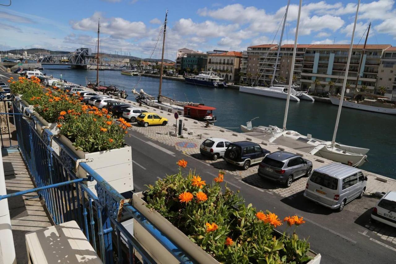 Grand Appartement Sur Canal A 2 Pas Du Centre Ville De Sète Exteriör bild