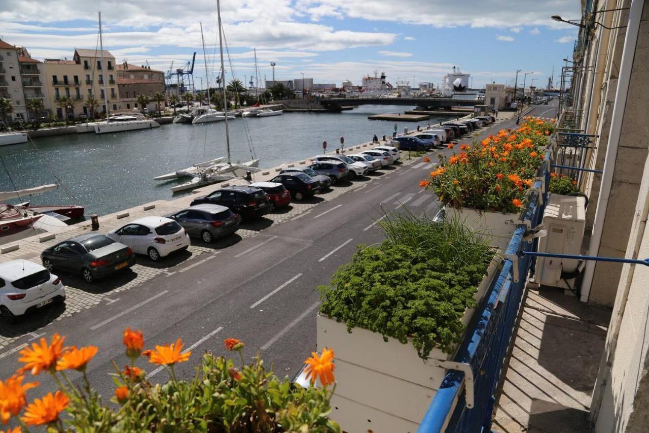 Grand Appartement Sur Canal A 2 Pas Du Centre Ville De Sète Exteriör bild