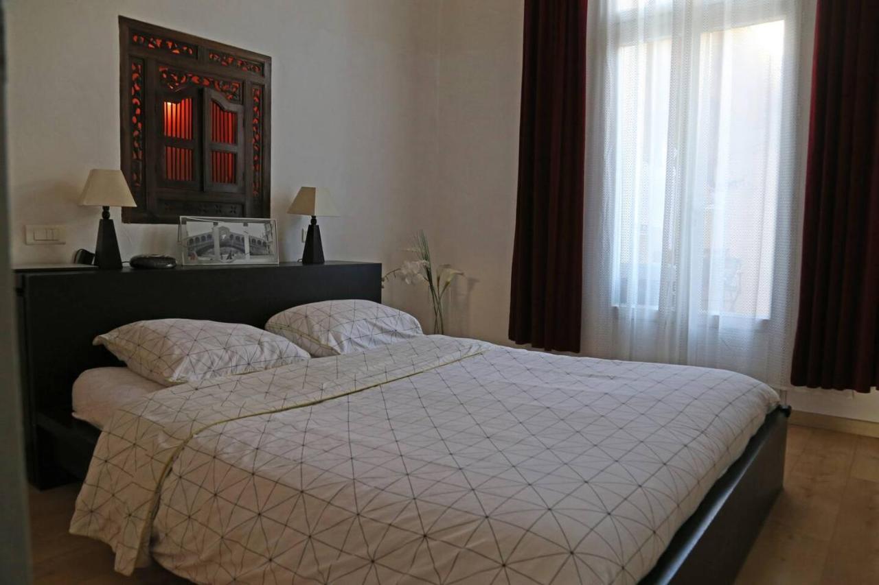 Grand Appartement Sur Canal A 2 Pas Du Centre Ville De Sète Exteriör bild